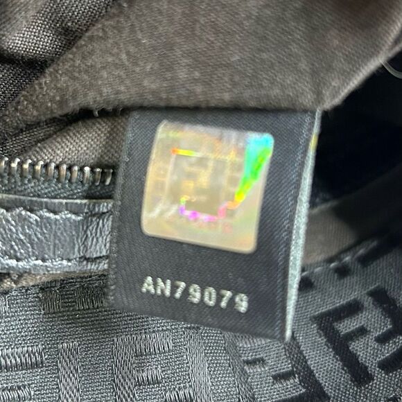 FENDI Zucca Tote in Zucca FF Black Canvas Mama Purse Handbag Bag - Picture 8 of 9